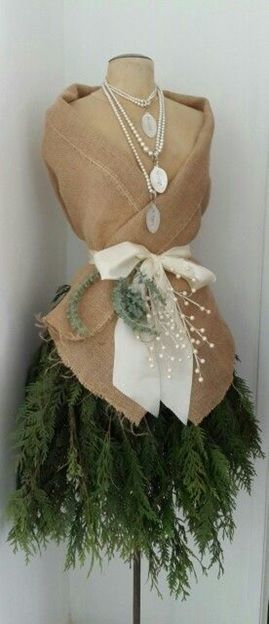 eBook Free Tutorial: Dress Form Christmas Tree - Bohemian Style
