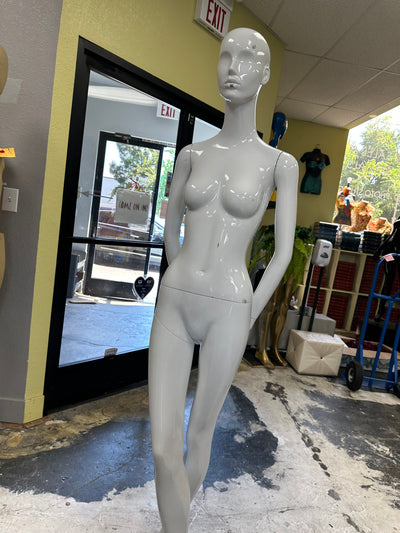 Used Female Mannequin Schlappi Knock Off