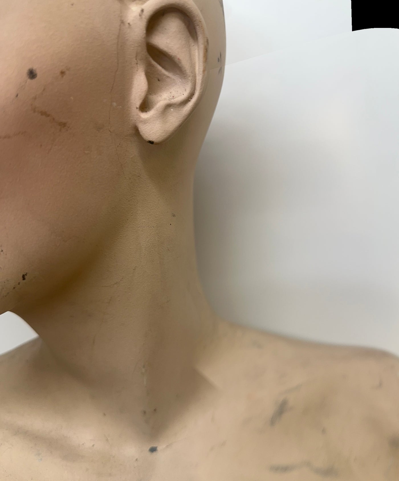 Used Adel Rootstein Realistic Mannequin Attitudes Series - Hannah