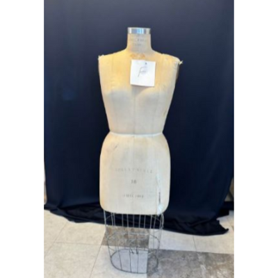 Used Female Sewing Form Size 16