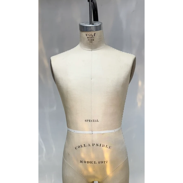 Used Wolfe Full Body Male Dress Form with Collapsible Shoulders – Mannequin Madness