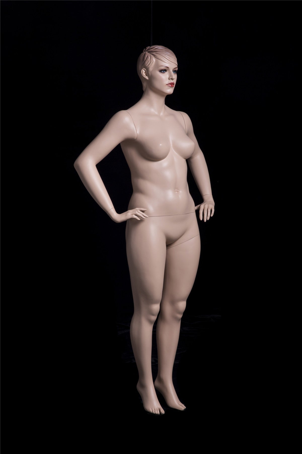 Arlena 2: Plus Size Female Mannequin