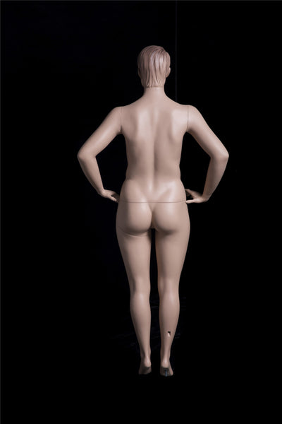 Arlena 2: Plus Size Female Mannequin