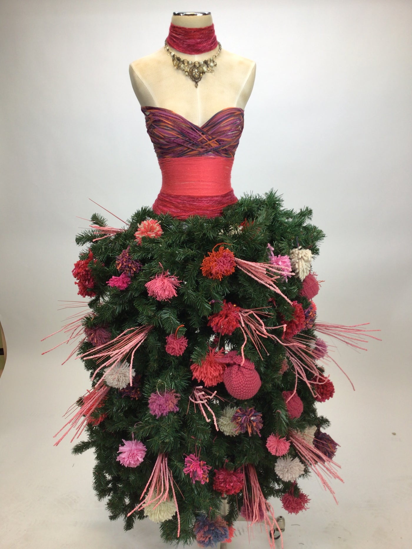 Grand Diva Style Dress Form Christmas Tree