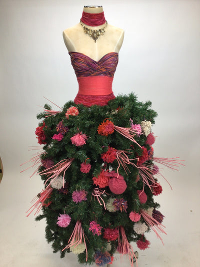 Grand Diva Style Dress Form Christmas Tree