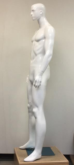 Britton: Glossy White