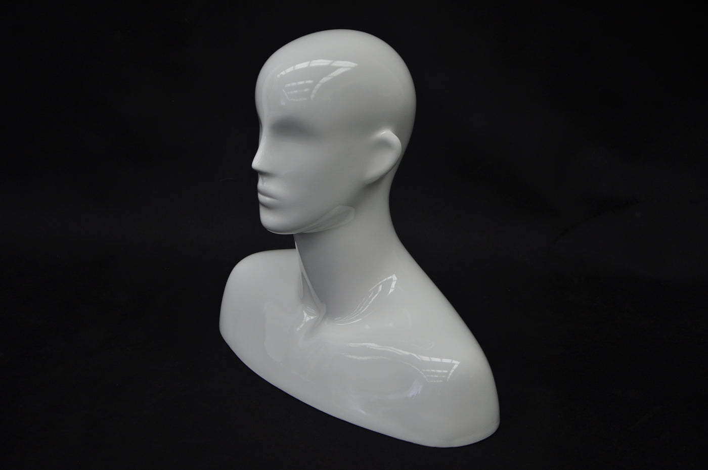 Dante: Male Mannequin Head – Mannequin Madness