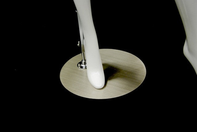 Evette 1: Glossy, Matte Or Semi-Matte White