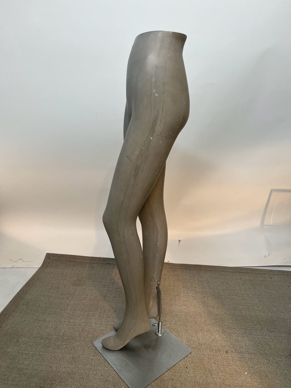 Used Female Mannequin Legs