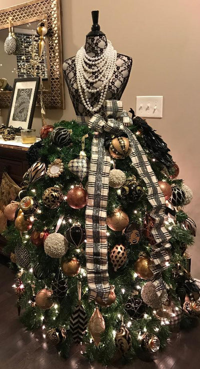 Grand Diva Style Dress Form Christmas Tree