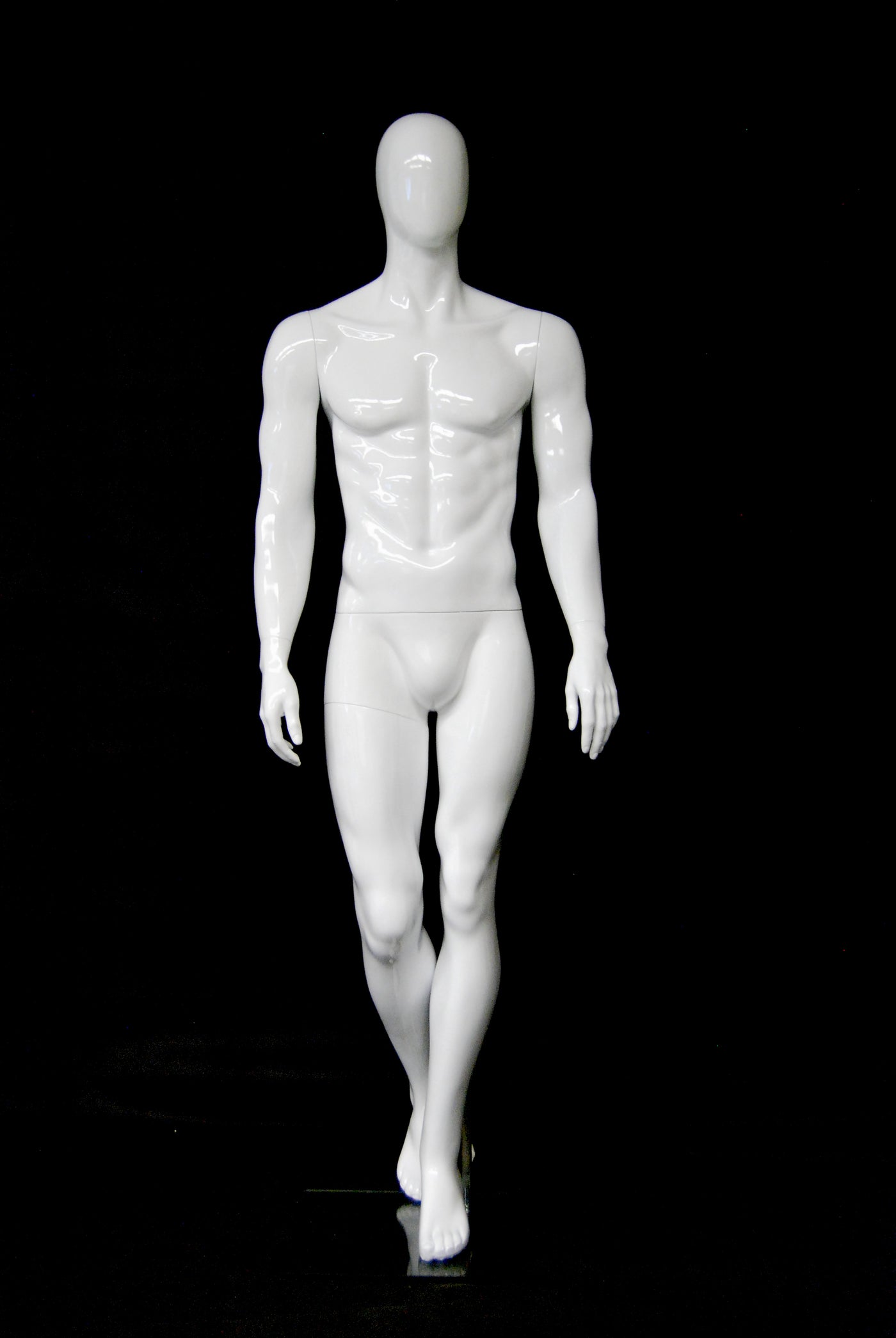 Leonard: Egghead Male Mannequin in Glossy White