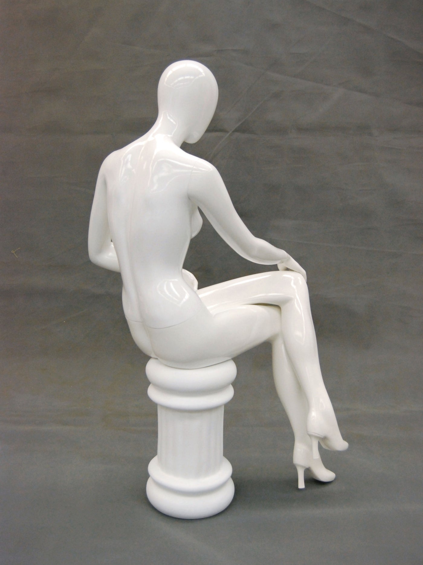 Kirsten 4: Seated Mannequin -- Matte or Glossy White