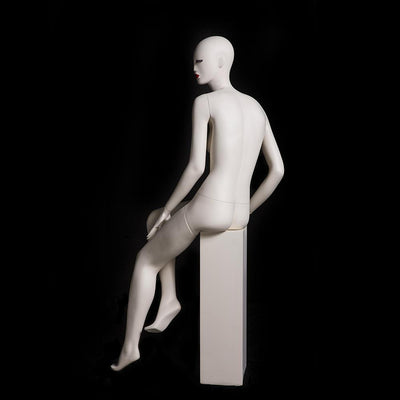 Julia 3: Female Abstract Mannequin in Matte Cream