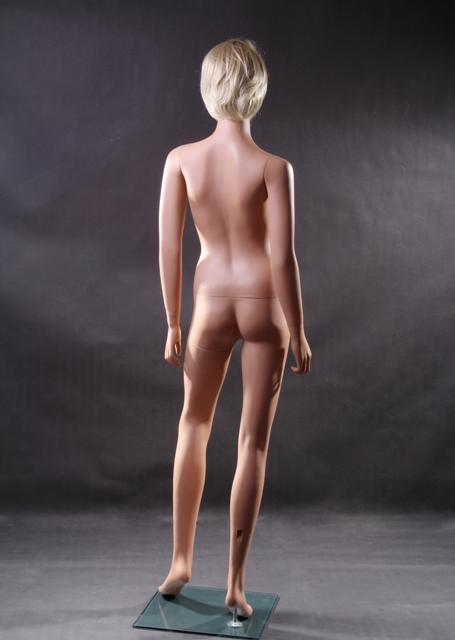 Lisa 1: Realistic Female Mannequin