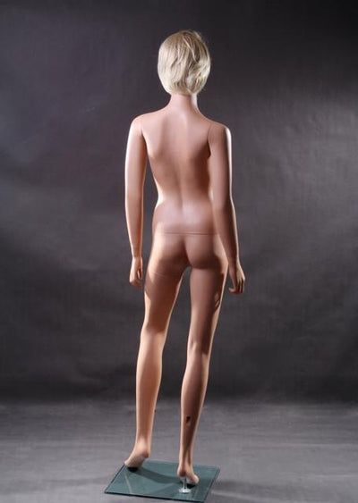 Lisa 1: Realistic Female Mannequin