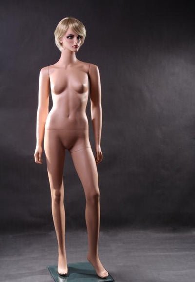 Lisa 1: Realistic Female Mannequin