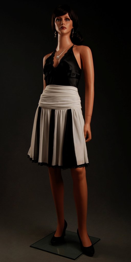 Lisa 1: Realistic Female Mannequin