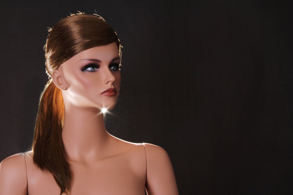 Lisa 3: Realistic Female Mannequin