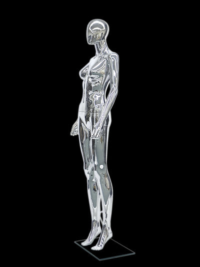 Egghead Female Mannequin 3: Chrome
