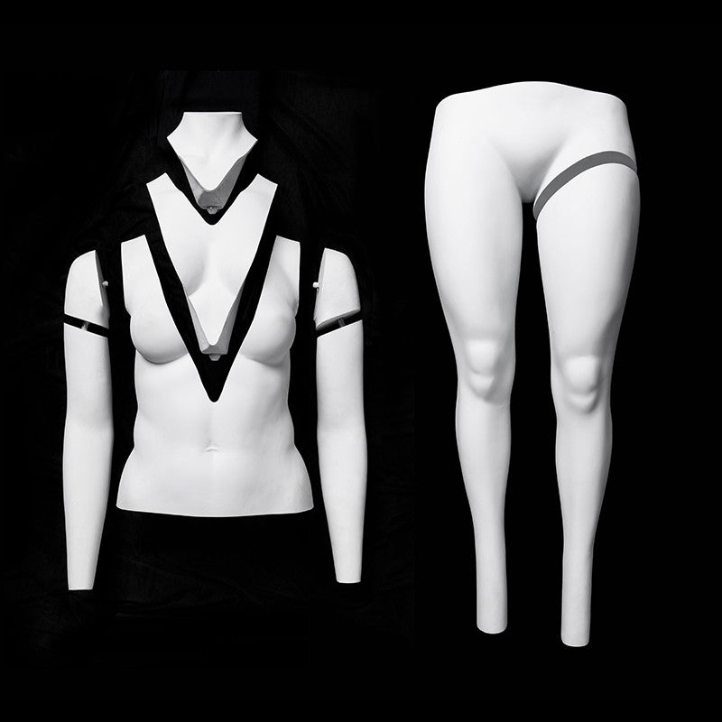 Plus Size Female "Ghost" Mannequin: V-Neck