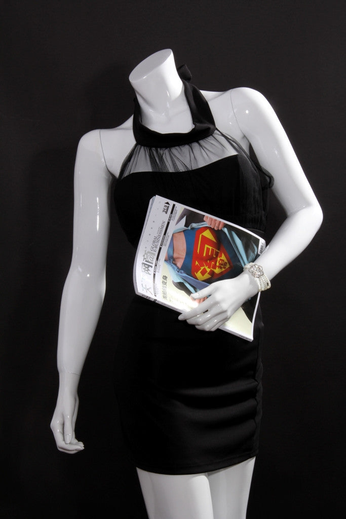 Lisa: Female Headless Mannequin 1: Glossy White