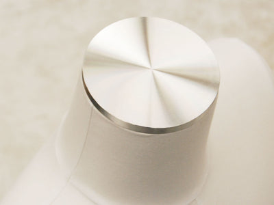 Female Body Form Pure White -- 2 Base Options