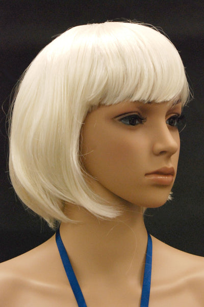 Female Wig: Short Platinum Pageboy