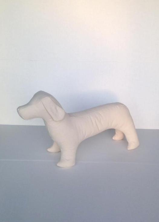 Dachshund Dog Mannequin: Black or White White